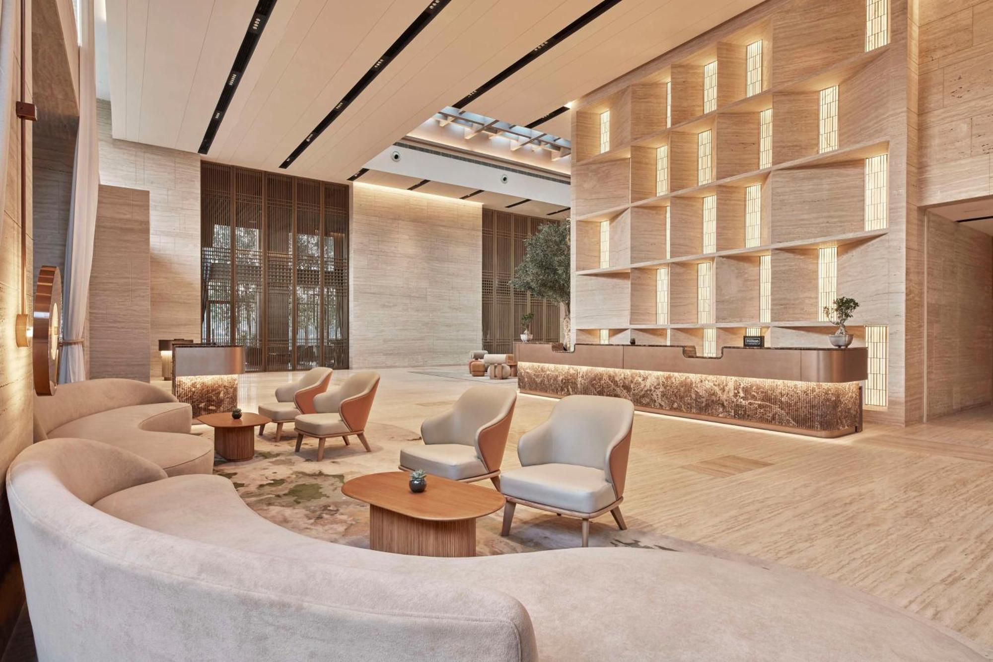 Hilton Gurugram Baani City Centre Gurgaon Exterior photo